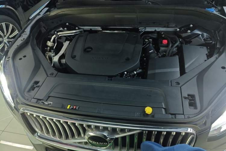 Used Volvo XC90 2021 B6 Zhiyi Luxury Edition 7-Seater Engine Bay