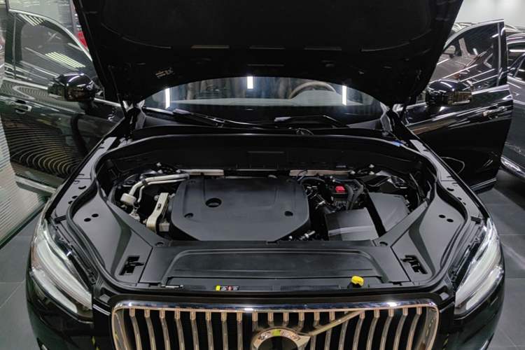 Used Volvo XC90 2021 B6 Zhiyi Luxury Edition 7-Seater Engine Bay