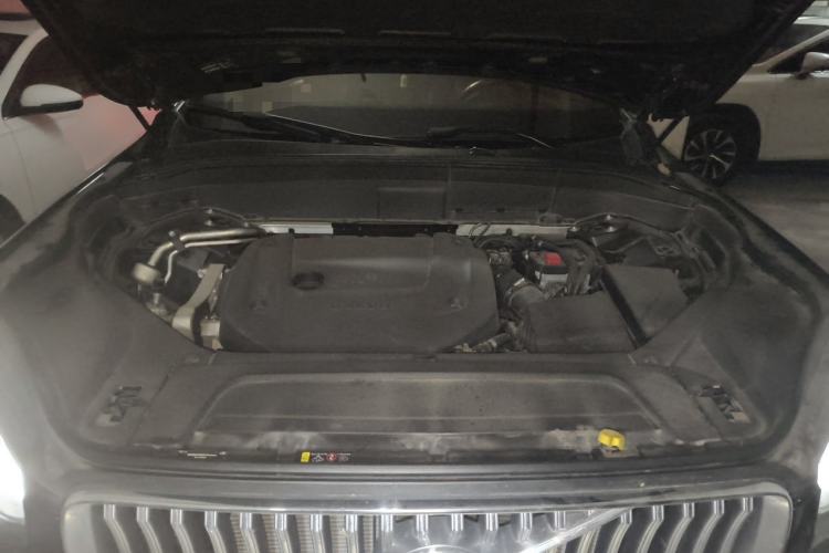 Used Volvo XC90 2021 B6 Zhiyi Luxury Edition 7-Seater Engine Bay