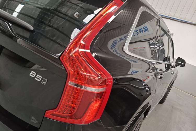 Used Volvo XC90 2021 B5 SmartDrive Luxury Edition 5-seater Exterior 2