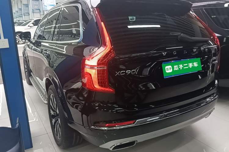 Used Volvo XC90 2021 B6 Zhiyi Luxury Edition 7-Seater Exterior 2