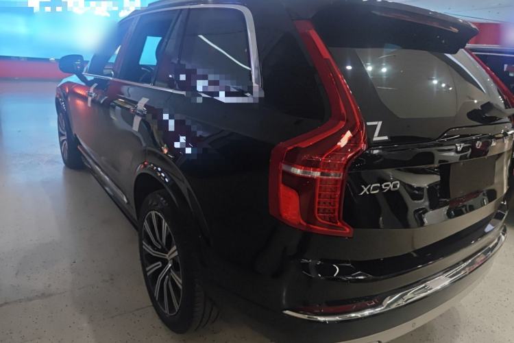Used Volvo XC90 2021 B5 SmartDrive Luxury Edition 7 Seats Exterior 2