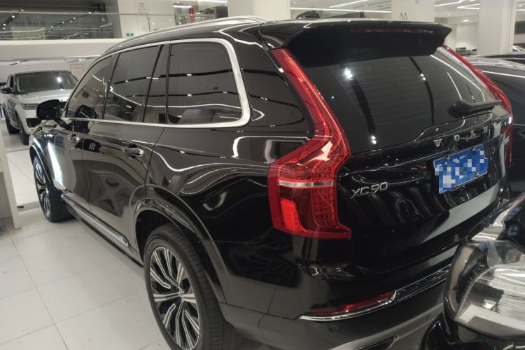 Used Volvo XC90 2021 B5 SmartDrive Luxury Edition 7 Seats Exterior 3