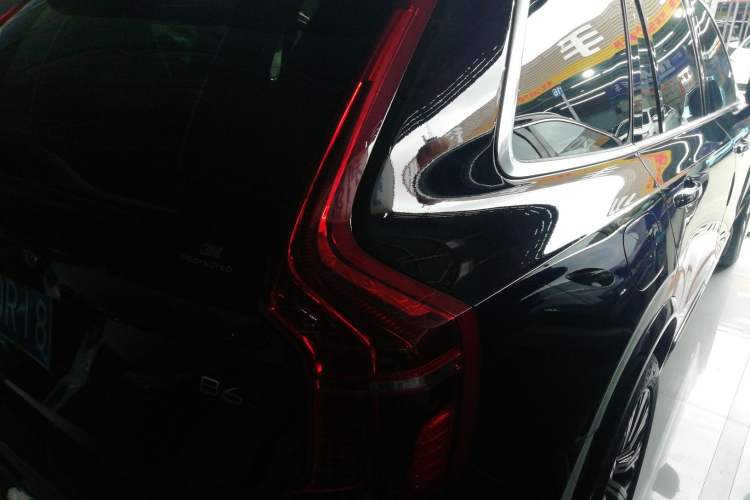 Used Volvo XC90 2021 B6 Zhiyi Luxury Edition 7-Seater Exterior 3