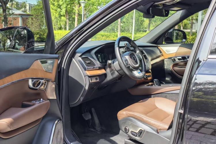 Used Volvo XC90 2021 B6 Zhiyi Luxury Edition 7-Seater Exterior 5