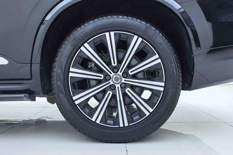 Used Volvo XC90 2021 B6 Zhiyi Luxury Edition 7-Seater Exterior 6