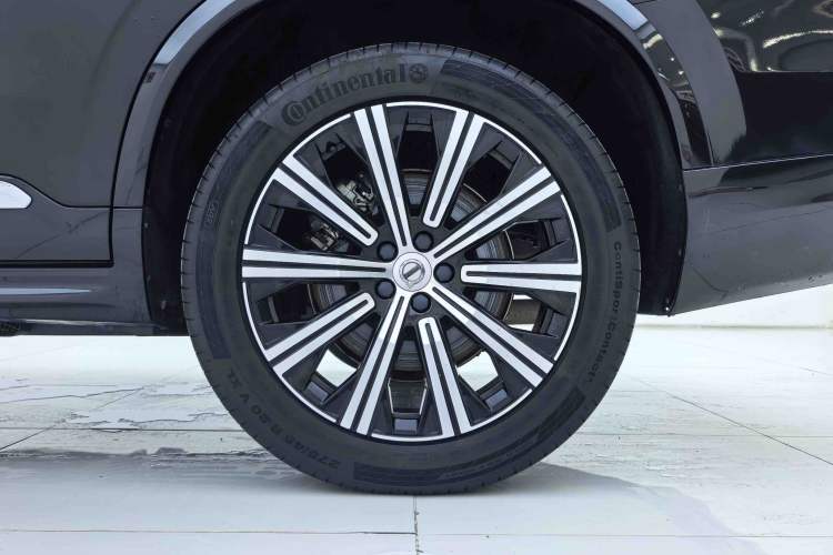 Used Volvo XC90 2021 B6 Zhiyi Luxury Edition 7-Seater Exterior 6