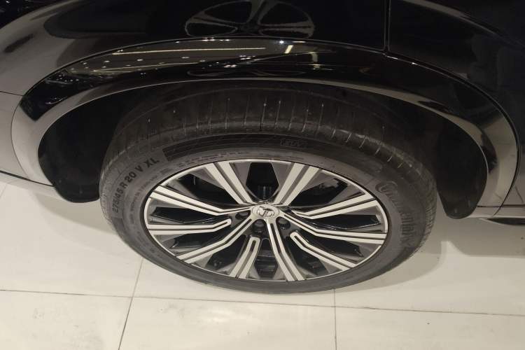 Used Volvo XC90 2021 B5 SmartDrive Luxury Edition 7 Seats Exterior 8