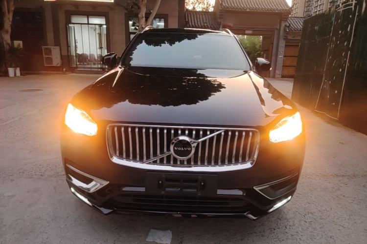 Used Volvo XC90 2021 B6 Zhiyi Luxury Edition 7-Seater Front