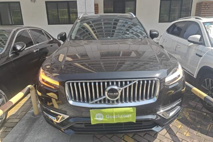 Used Volvo XC90 2021 B6 Luxury Smart Edition 7-Seater Front