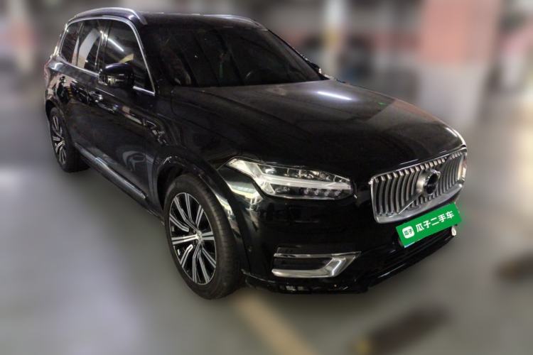 Used Volvo XC90 2021 B6 Zhiyi Luxury Edition 7-Seater Front Right 45 Deg