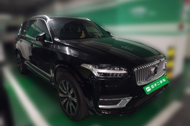 Used Volvo XC90 2021 B6 Zhiyi Luxury Edition 7-Seater Front Right 45 Deg