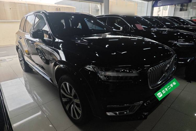 Used Volvo XC90 2021 B6 Zhiyi Luxury Edition 7-Seater Front Right 45 Deg