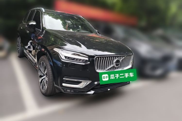 Used Volvo XC90 2021 B6 Zhiyi Luxury Edition 7-Seater Front Right 45 Deg