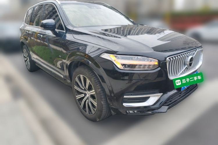 Used Volvo XC90 2021 B6 Luxury Smart Edition 7-Seater Front Right 45 Deg