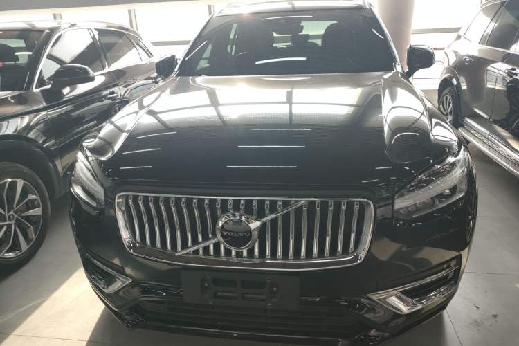 Used Volvo XC90 2021 B5 SmartDrive Luxury Edition 5-seater Front