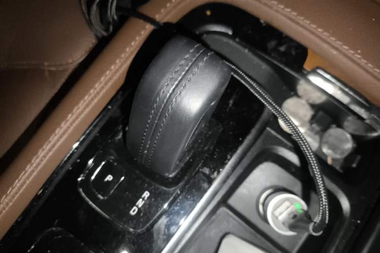 Used Volvo XC90 2021 B6 Zhiyi Luxury Edition 7-Seater Gear Lever