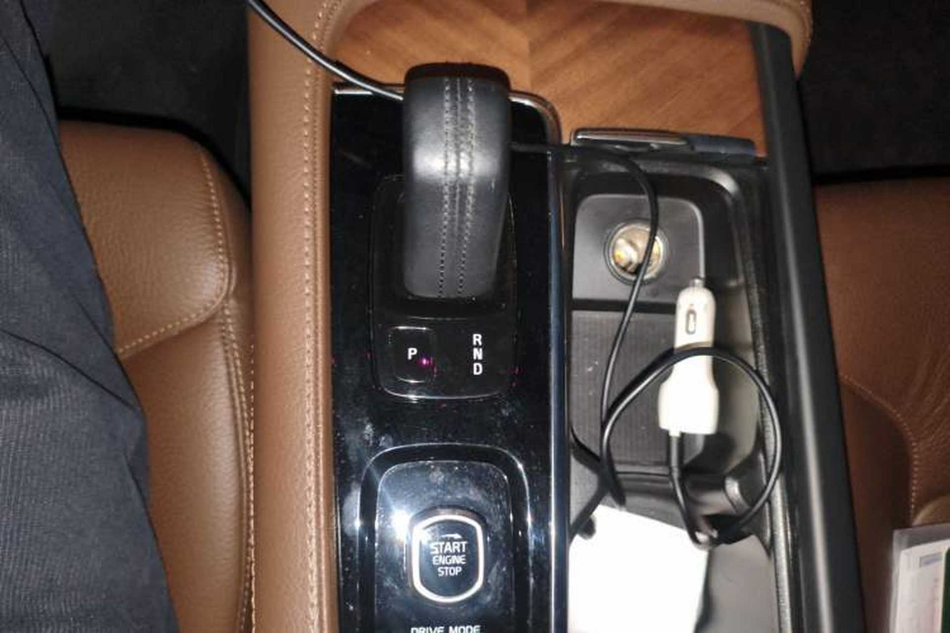 Used Volvo XC90 2021 B6 Zhiyi Luxury Edition 7-Seater Gear Lever