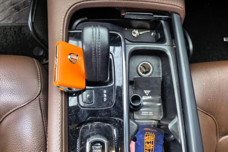 Used Volvo XC90 2021 B6 Zhiyi Luxury Edition 7-Seater Gear Lever