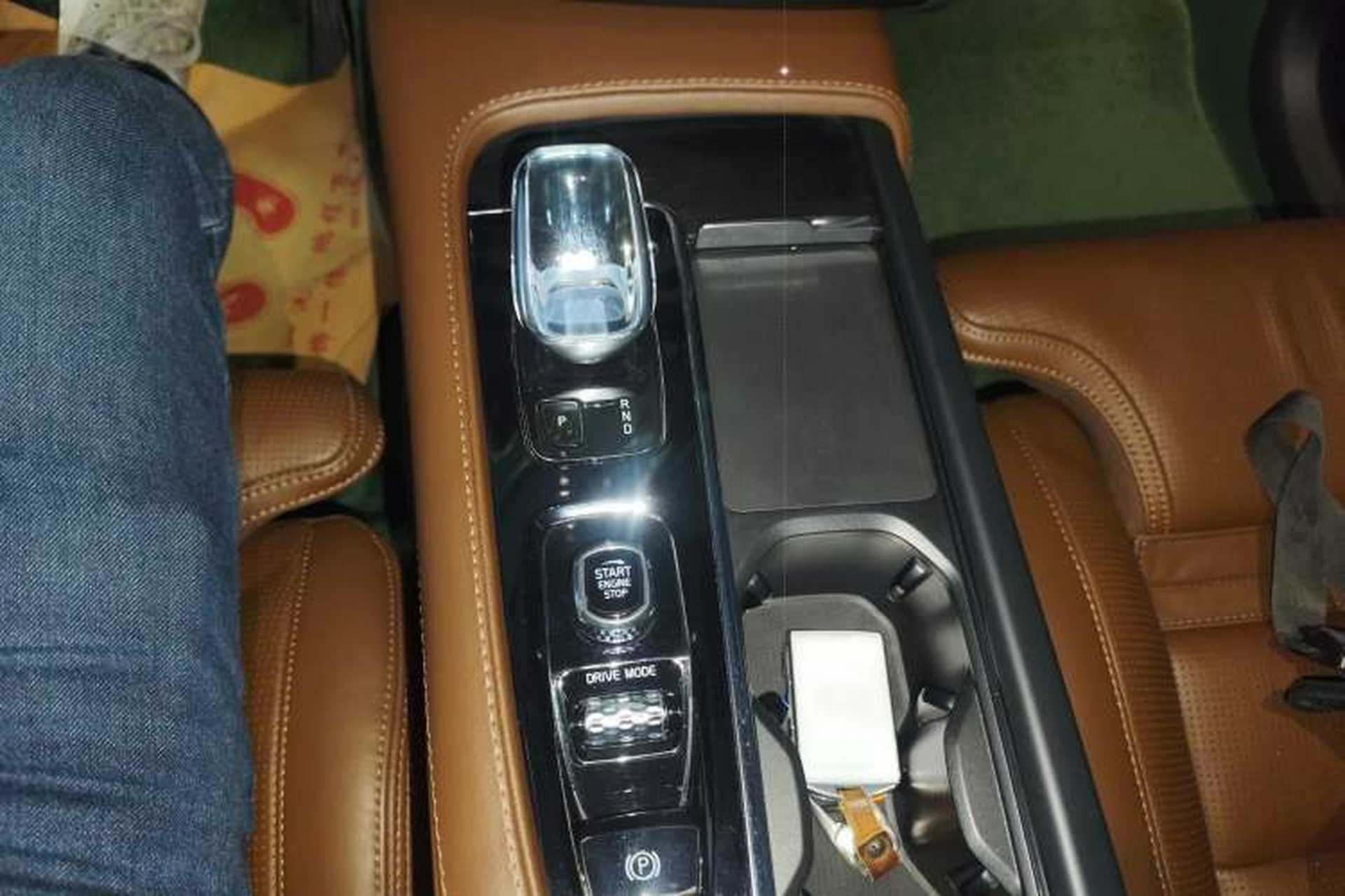 Used Volvo XC90 2021 B6 Luxury Smart Edition 7-Seater Gear Lever