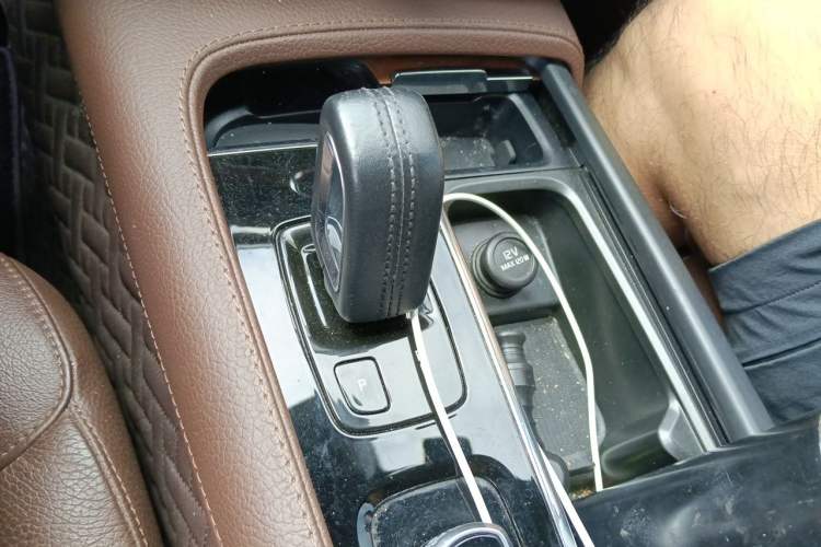 Used Volvo XC90 2021 B6 Zhiyi Luxury Edition 7-Seater Gear Lever