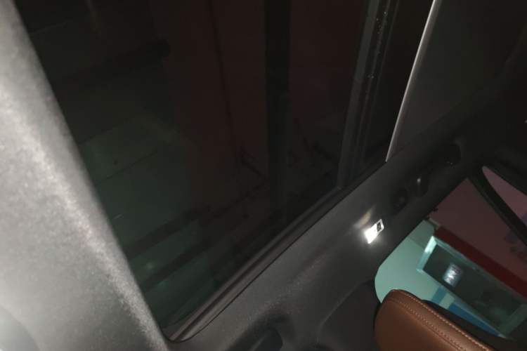 Used Volvo XC90 2021 B6 Zhiyi Luxury Edition 7-Seater Headliner