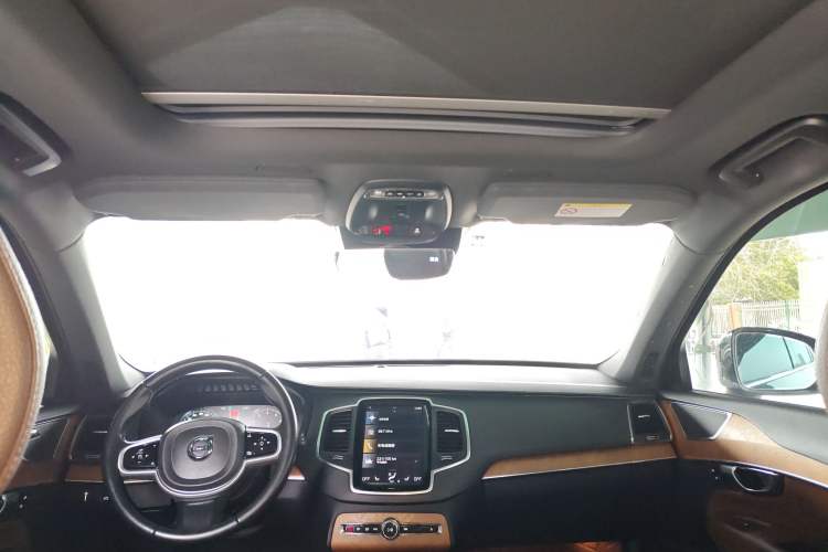Used Volvo XC90 2021 B5 SmartDrive Luxury Edition 7 Seats Headliner