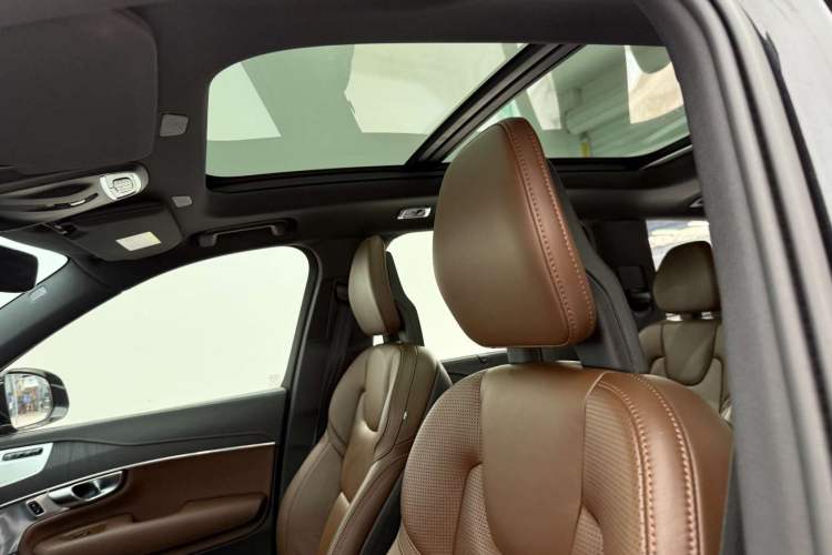 Used Volvo XC90 2021 B6 Luxury Smart Edition 7-Seater Headliner