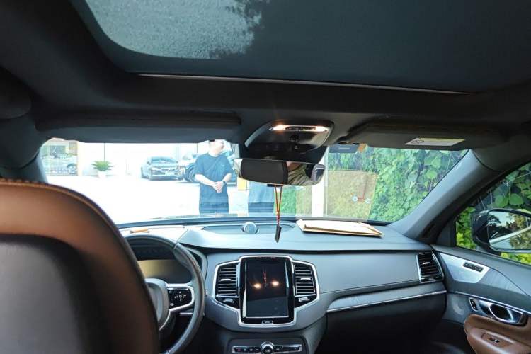 Used Volvo XC90 2021 B6 Luxury Smart Edition 7-Seater Headliner
