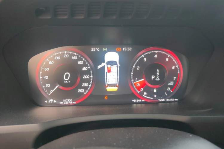 Used Volvo XC90 2021 B6 Luxury Smart Edition 7-Seater Instrument Cluster