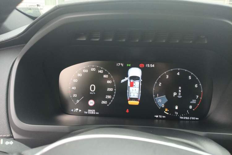 Used Volvo XC90 2021 B6 Luxury Smart Edition 7-Seater Instrument Cluster