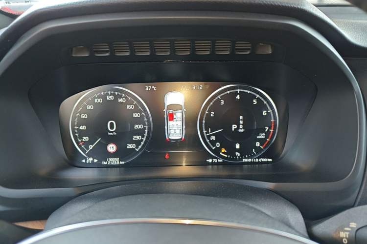Used Volvo XC90 2021 B6 Zhiyi Luxury Edition 7-Seater Instrument Cluster