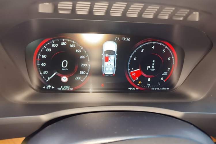 Used Volvo XC90 2021 B6 Zhiyi Luxury Edition 7-Seater Instrument Cluster
