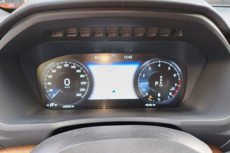 Used Volvo XC90 2021 B5 SmartDrive Luxury Edition 5-seater Instrument Cluster