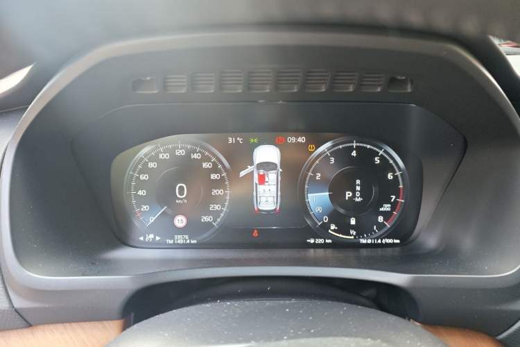 Used Volvo XC90 2021 B6 Zhiyi Luxury Edition 7-Seater Instrument Cluster