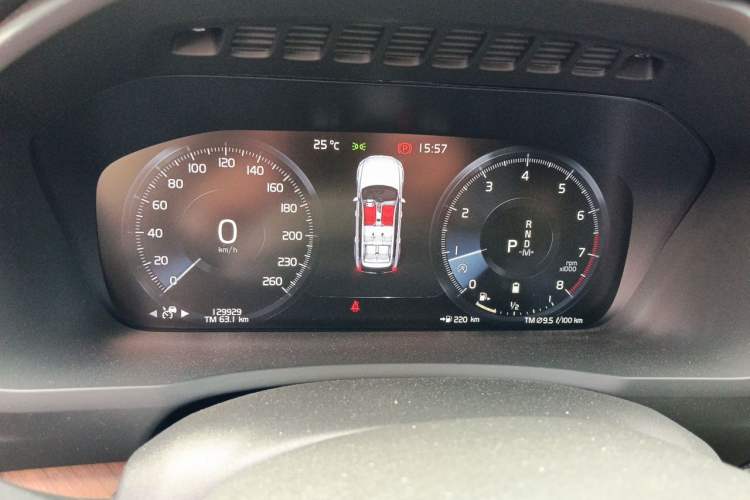Used Volvo XC90 2021 B6 Zhiyi Luxury Edition 7-Seater Instrument Cluster