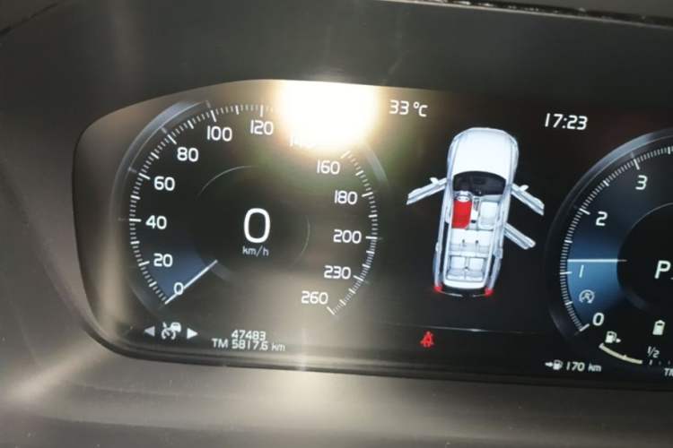 Used Volvo XC90 2021 B6 Luxury Smart Edition 7-Seater Instrument Cluster