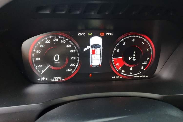 Used Volvo XC90 2021 B5 SmartDrive Luxury Edition 5-seater Instrument Cluster