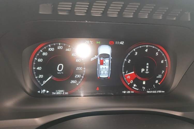 Used Volvo XC90 2021 B5 SmartDrive Luxury Edition 7 Seats Instrument Cluster