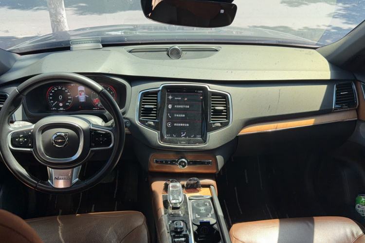 Used Volvo XC90 2021 B6 Zhiyi Luxury Edition 7-Seater Interior 2
