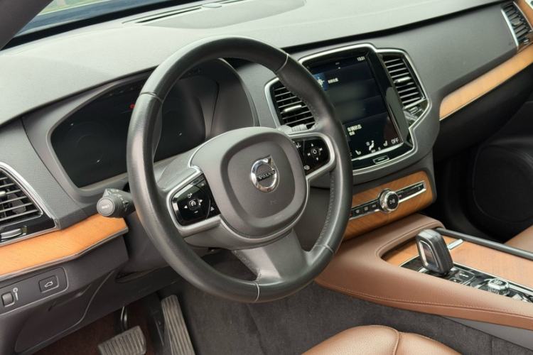 Used Volvo XC90 2021 B6 Zhiyi Luxury Edition 7-Seater Interior 3
