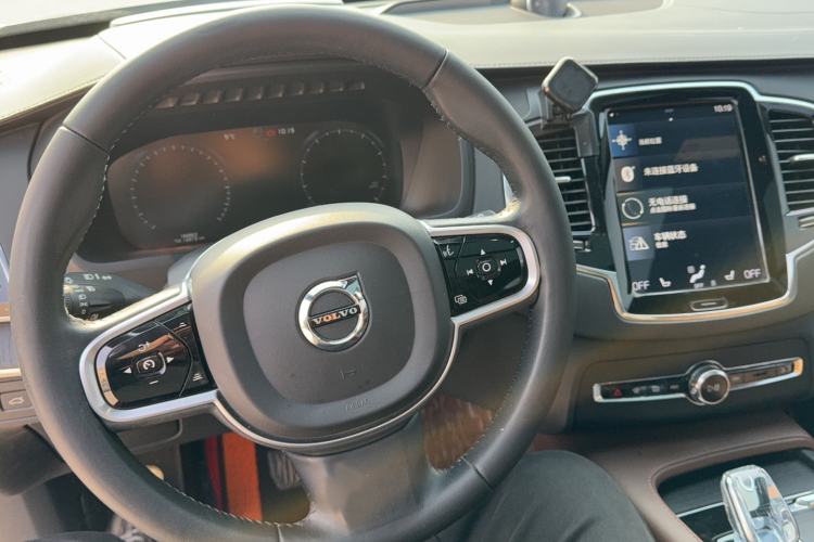 Used Volvo XC90 2021 B6 Luxury Smart Edition 7-Seater Interior 4