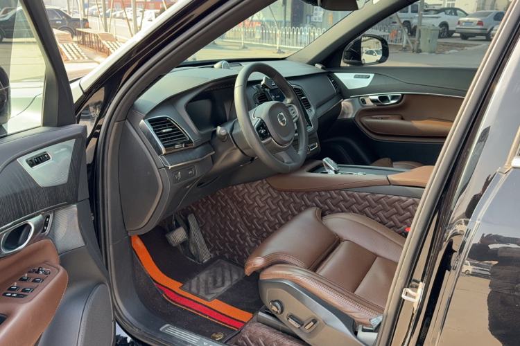 Used Volvo XC90 2021 B6 Luxury Smart Edition 7-Seater Interior 9