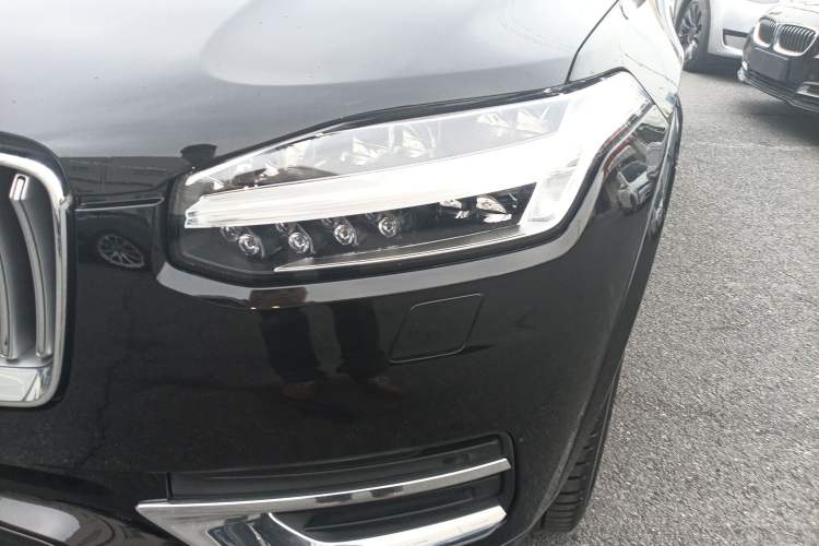 Used Volvo XC90 2021 B6 Luxury Smart Edition 7-Seater Left Front Headlight