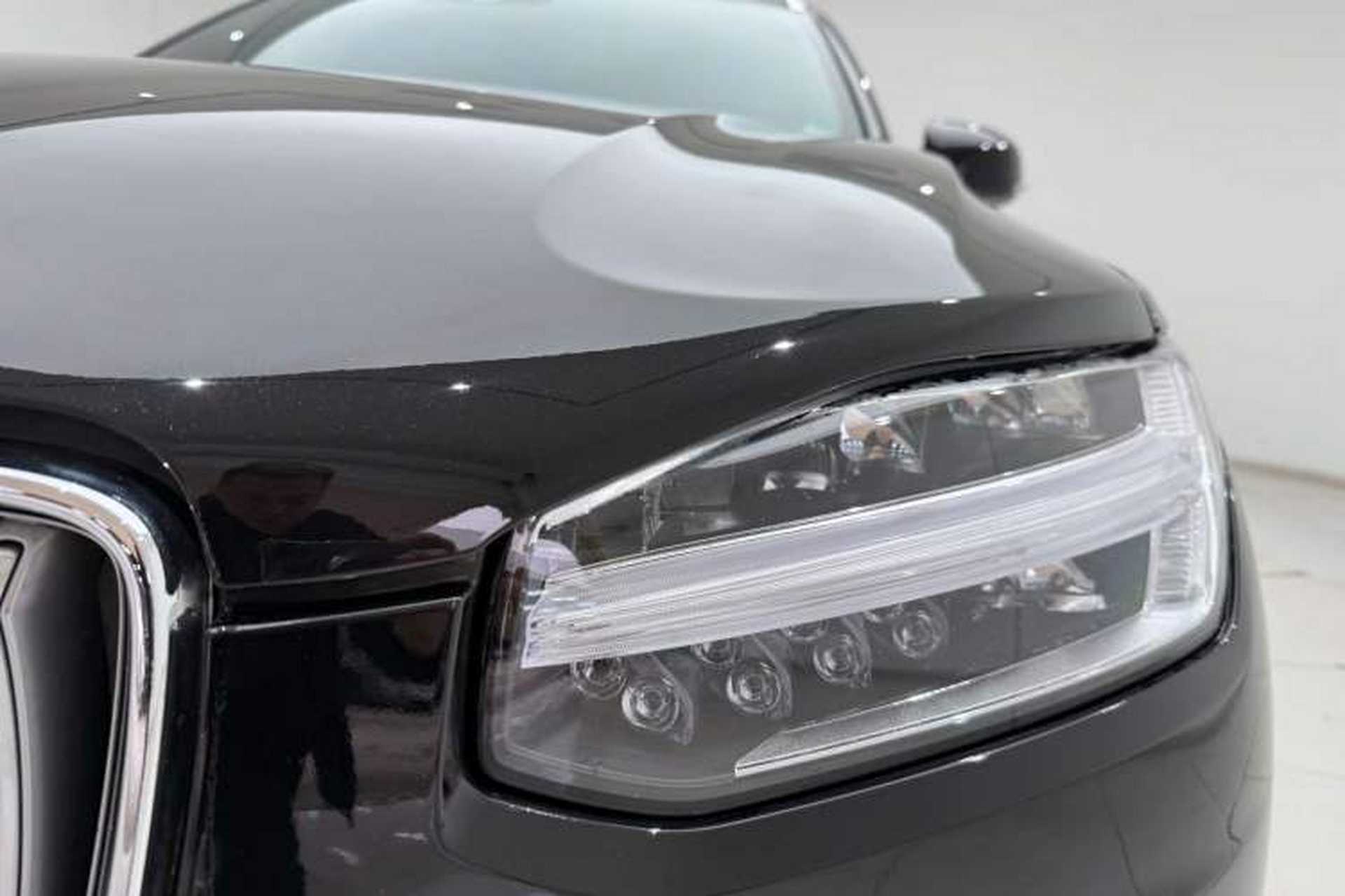 Used Volvo XC90 2021 B5 SmartDrive Luxury Edition 5-seater Left Front Headlight