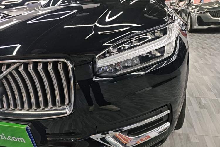 Used Volvo XC90 2021 B5 SmartDrive Luxury Edition 5-seater Left Front Headlight