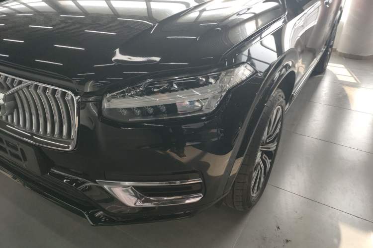 Used Volvo XC90 2021 B5 SmartDrive Luxury Edition 5-seater Left Front Headlight
