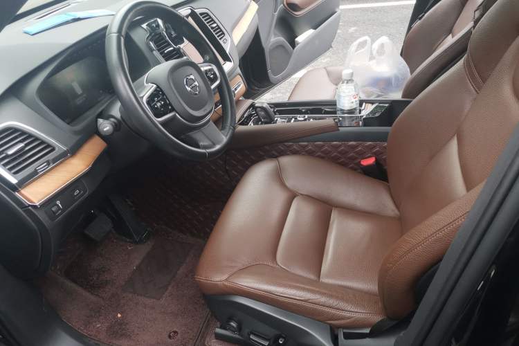Used Volvo XC90 2021 B5 SmartDrive Luxury Edition 5-seater Left Front Seat