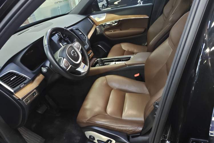 Used Volvo XC90 2021 B6 Zhiyi Luxury Edition 7-Seater Left Front Seat