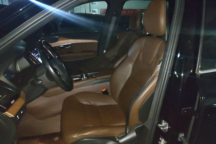 Used Volvo XC90 2021 B6 Zhiyi Luxury Edition 7-Seater Left Front Seat
